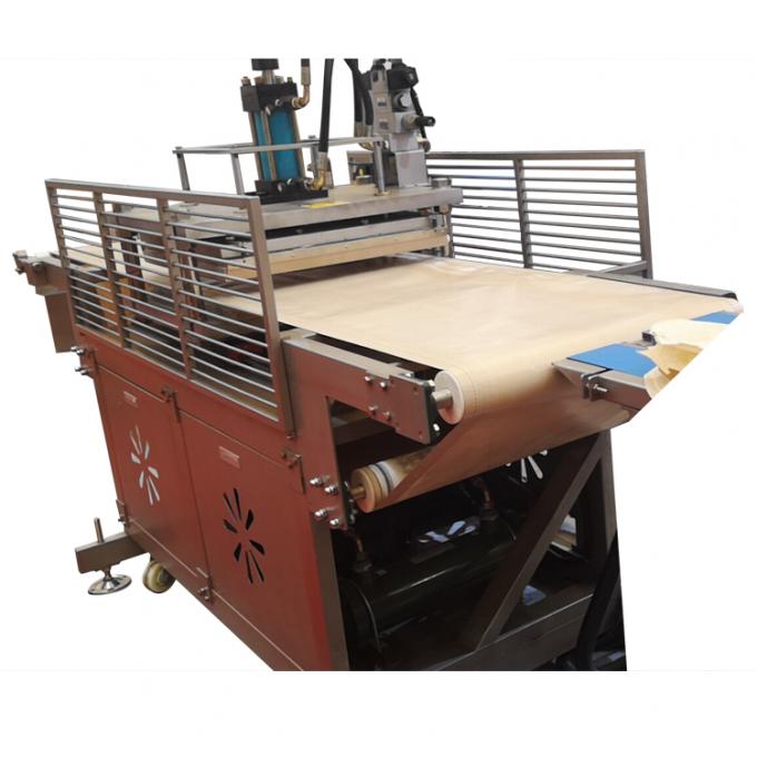 تسخين الغاز 3600 قطعة / ساعة 12 بوصة خط إنتاج التورتيلا المورد الصيني 0