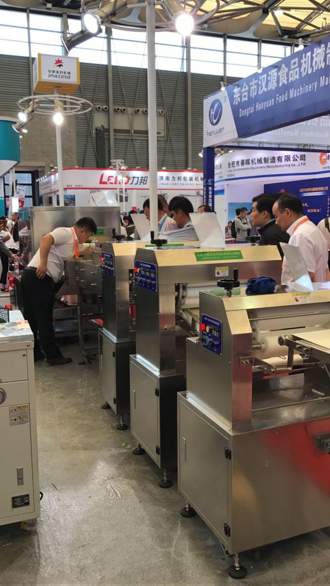 صناعة الأغذية 900 قطعة / ساعة 150 مللي متر آلة تورتيلا الذرة التجارية 4